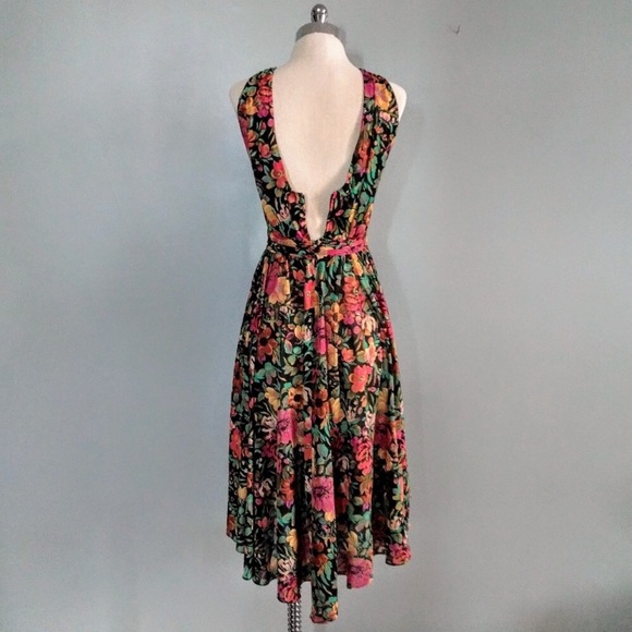 Vintage 70s floral dress with asymmetrical hem xs - Picture 4 of 6